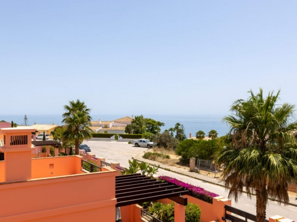 Beautiful 3-bedroom villa in Porto Dona Maria to rent